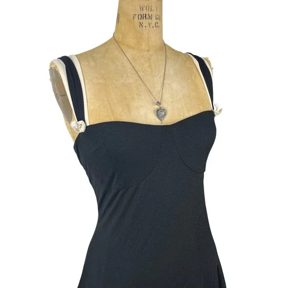 SOLD - Picture 4 of 9